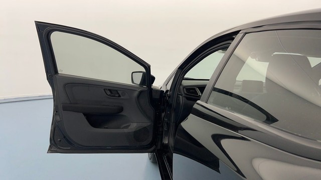 Second-hand 2024 Tata Altroz XZ Plus Dark Edition Diesel for sale in Lucknow-35