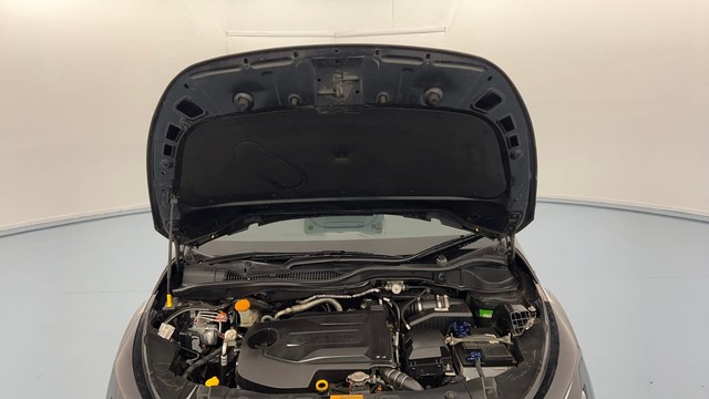 Second-hand 2024 Tata Altroz XZ Plus Dark Edition Diesel for sale in Lucknow-8