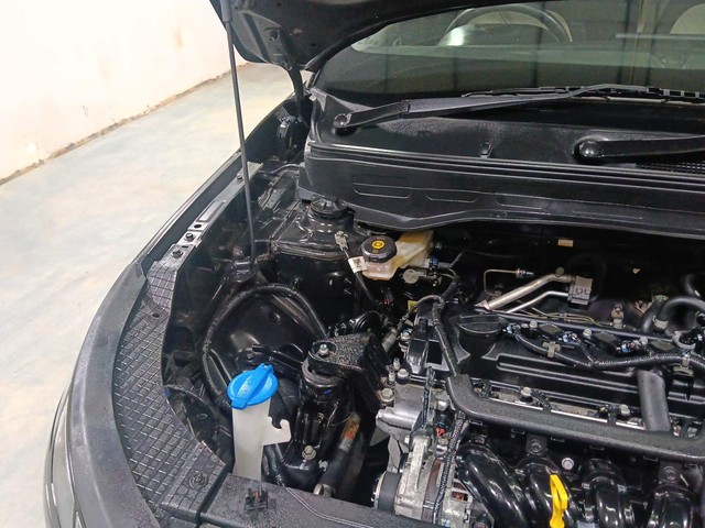 Second-hand 2023 Hyundai Venue SX BSVI for sale in Kochi-39