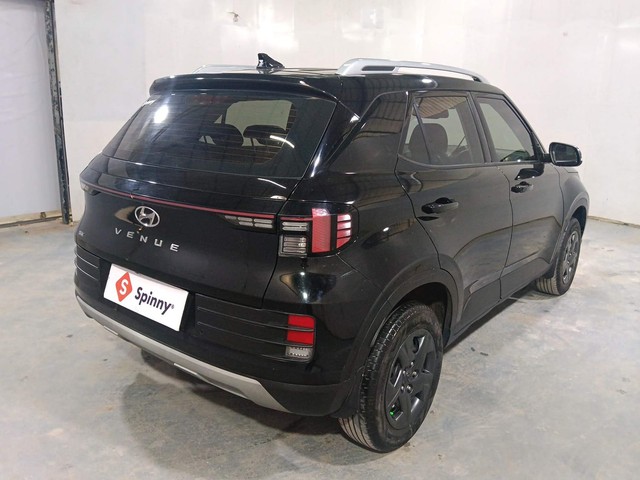 Second-hand 2023 Hyundai Venue SX BSVI for sale in Kochi-3