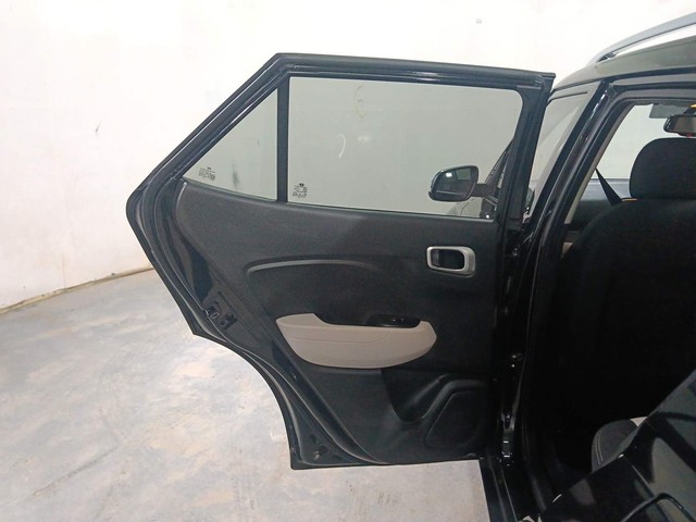 Second-hand 2023 Hyundai Venue SX BSVI for sale in Kochi-31