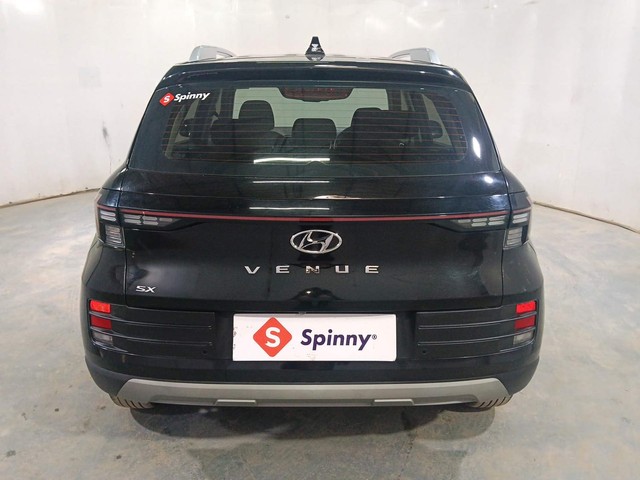 Second-hand 2023 Hyundai Venue SX BSVI for sale in Kochi-4