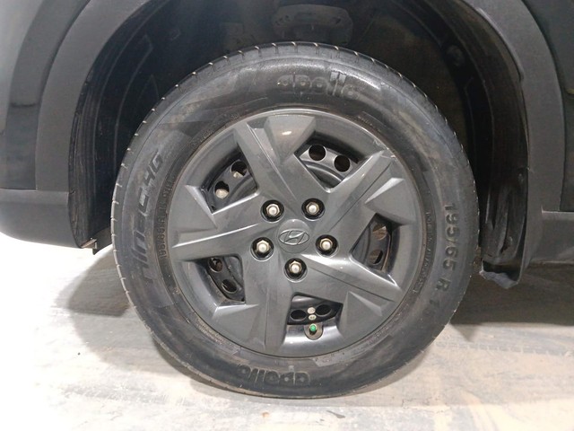 Second-hand 2023 Hyundai Venue SX BSVI for sale in Kochi-20