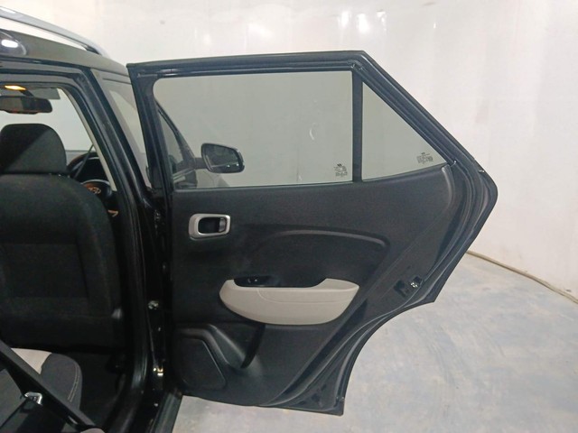 Second-hand 2023 Hyundai Venue SX BSVI for sale in Kochi-27