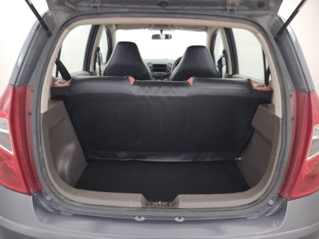 Second-hand 2015 Hyundai i10 Era 1.1 iTech SE for sale in Coimbatore-9