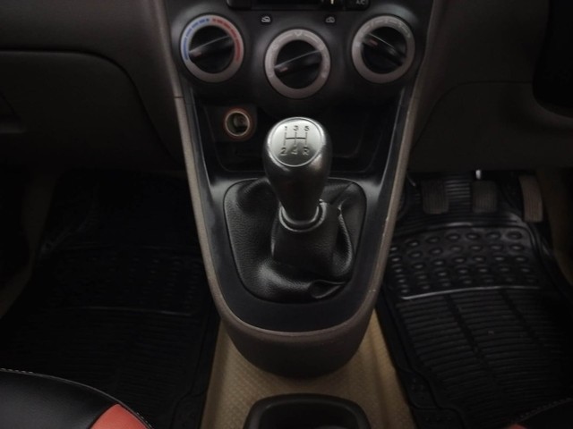 Second-hand 2015 Hyundai i10 Era 1.1 iTech SE for sale in Coimbatore-12