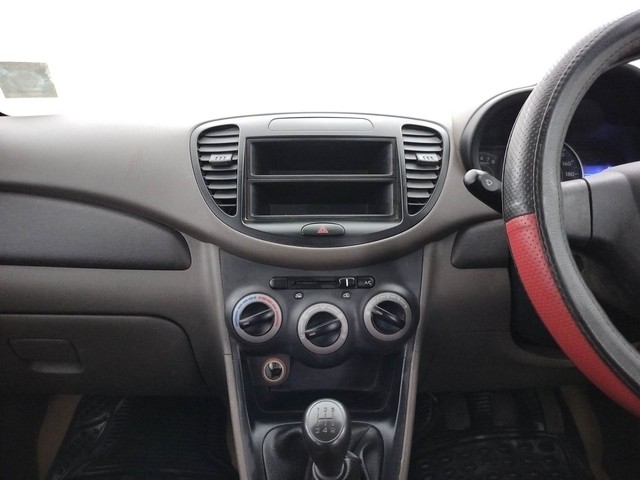 Second-hand 2015 Hyundai i10 Era 1.1 iTech SE for sale in Coimbatore-32