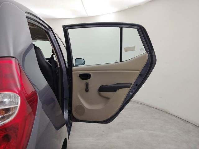 Second-hand 2015 Hyundai i10 Era 1.1 iTech SE for sale in Coimbatore-29