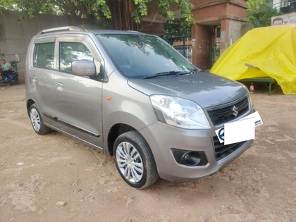 Second-hand 2015 Maruti Suzuki Wagon R VXI BS IV for sale in New Delhi