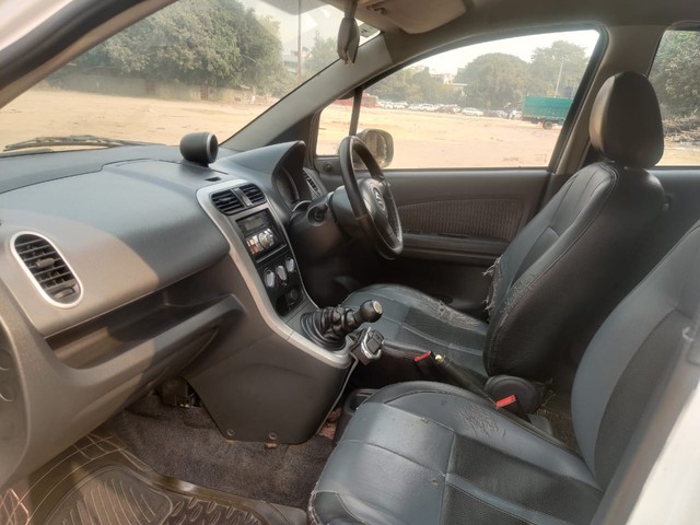Second-hand 2013 Maruti Suzuki Ritz VXi for sale in New Delhi-11