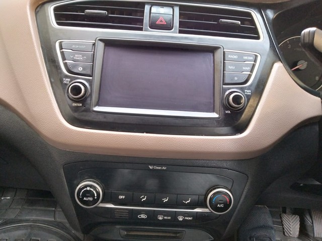 Hyundai i20 Asta Option BSIV Second-hand 2018 Hyundai i20 Asta Option BSIV for sale in New Delhi-8