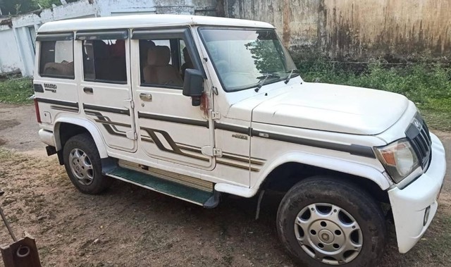 Second-hand 2011 Mahindra Bolero SLX 2WD BSIII for sale in Anuppur-7
