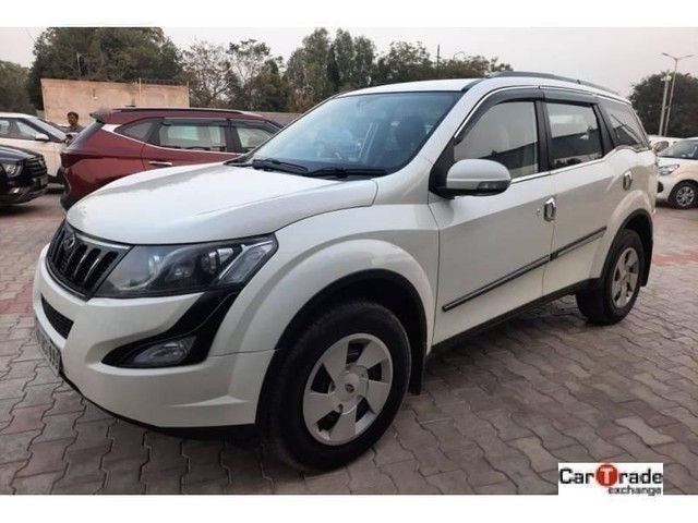 Mahindra XUV500 W6 2WD Second-hand 2016 Mahindra XUV500 W6 2WD for sale in Gandhidham-3