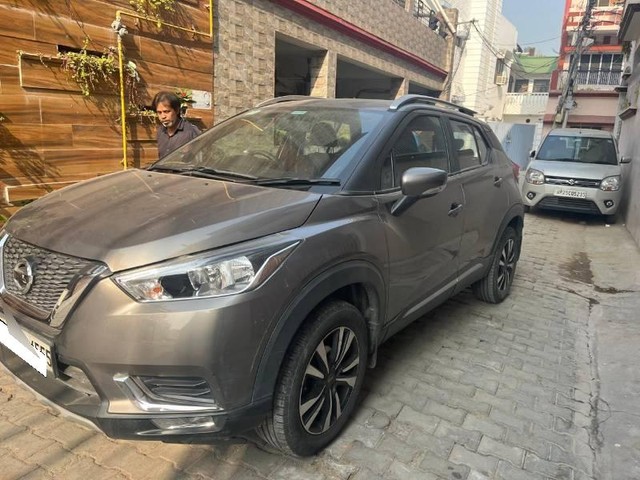 Second-hand 2021 Nissan Kicks 1.5 XV for sale in Bareilly-4