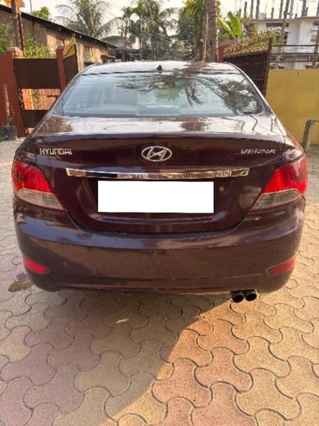 Second-hand 2013 Hyundai Verna 1.4 CRDi for sale in Tezpur-1