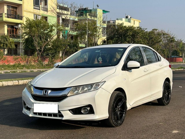Honda City i DTec SV Second-hand 2016 Honda City i DTec SV for sale in Zirakpur-4