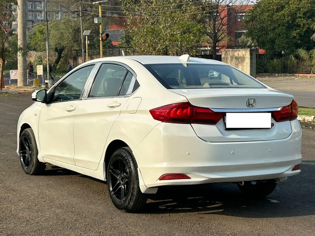 Honda City i DTec SV Second-hand 2016 Honda City i DTec SV for sale in Zirakpur-7