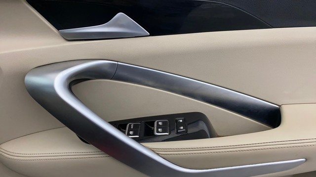 Second-hand 2021 MG Hector Sharp Diesel MT BSIV for sale in Lucknow-1