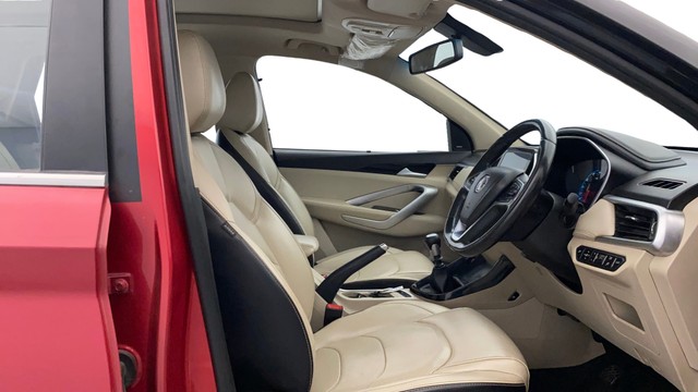 Second-hand 2021 MG Hector Sharp Diesel MT BSIV for sale in Lucknow-26