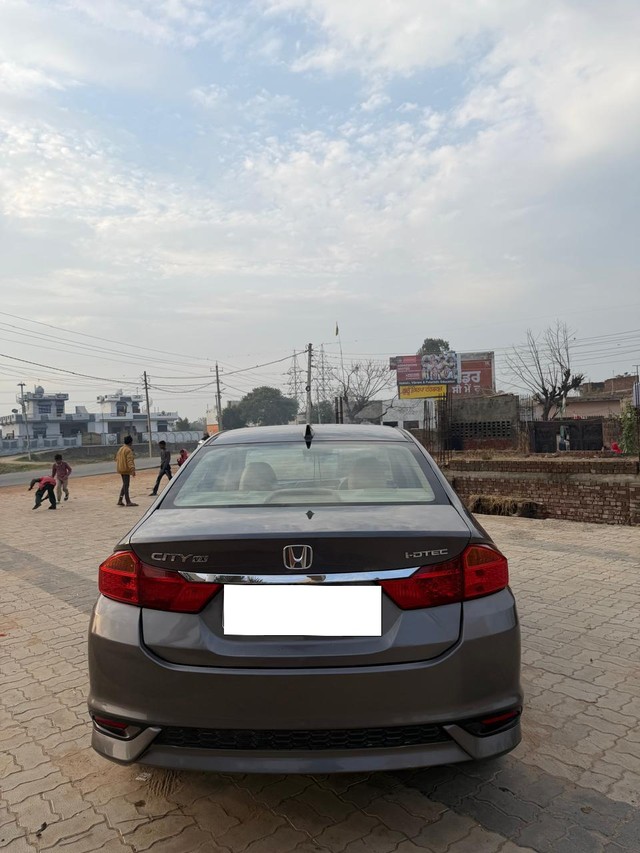 Honda City i DTec VX Second-hand 2017 Honda City i DTec VX for sale in Zirakpur-1