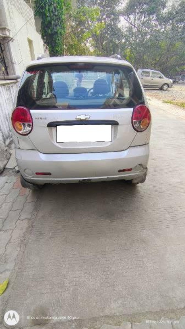 Second-hand 2011 Chevrolet Spark 1.0 LT for sale in Surat-1