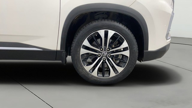 Second-hand 2021 MG Hector Sharp Diesel MT BSIV for sale in Lucknow-27