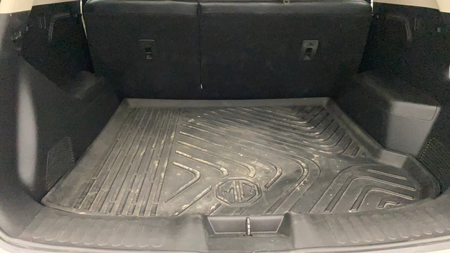 Second-hand 2021 MG Hector Sharp Diesel MT BSIV for sale in Lucknow-21