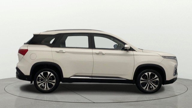 Second-hand 2021 MG Hector Sharp Diesel MT BSIV for sale in Lucknow-13