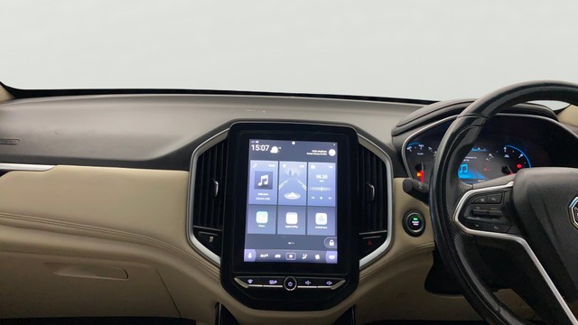 Second-hand 2021 MG Hector Sharp Diesel MT BSIV for sale in Lucknow-6