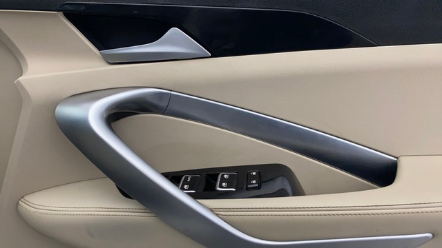 Second-hand 2021 MG Hector Sharp Diesel MT BSIV for sale in Lucknow-11