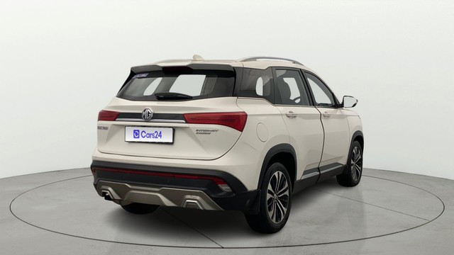 Second-hand 2021 MG Hector Sharp Diesel MT BSIV for sale in Lucknow-14