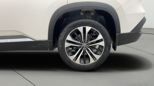 Second-hand 2021 MG Hector Sharp Diesel MT BSIV for sale in Lucknow-29