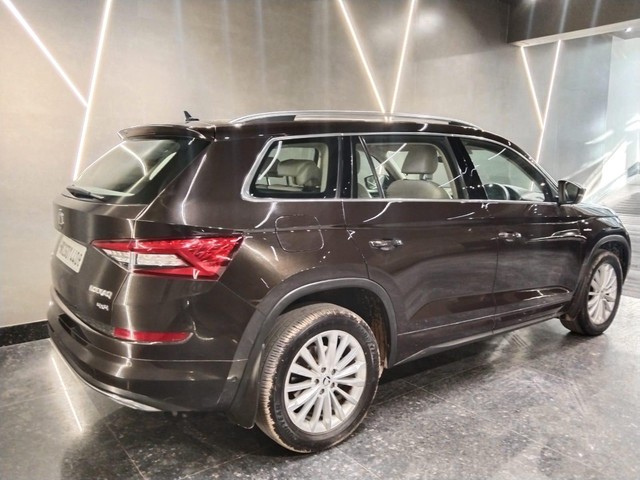 Second-hand 2019 Skoda Kodiaq 2.0 TDI Laurin Klement for sale in New Delhi-5