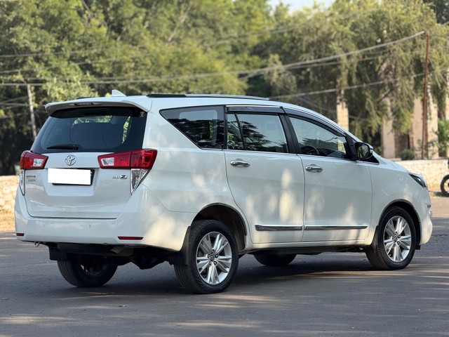 Second-hand 2016 Toyota Innova 2.5 G (Diesel) 7 Seater BS IV for sale in Zirakpur-9