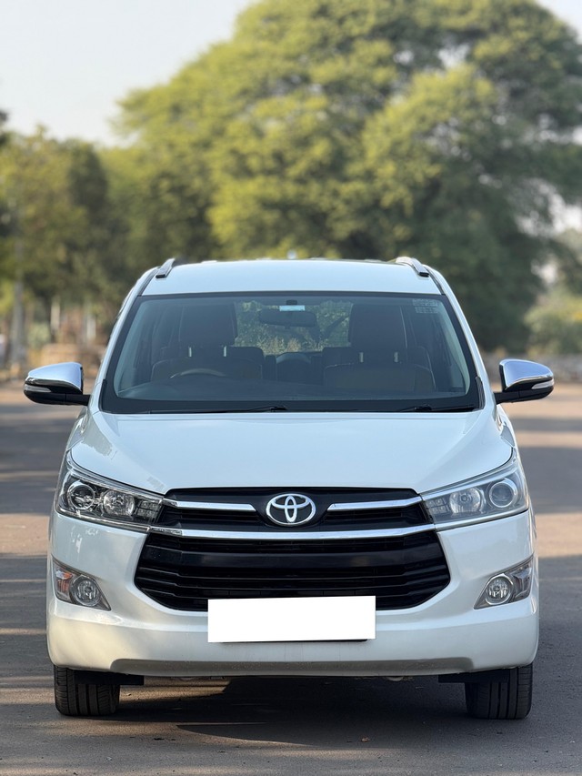Second-hand 2016 Toyota Innova 2.5 G (Diesel) 7 Seater BS IV for sale in Zirakpur-5