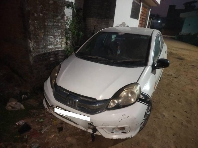 Second-hand 2015 Honda Amaze S i-Vtech for sale in Bareilly-1
