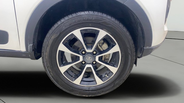 Second-hand 2020 Tata Nexon 1.2 Revotron XZ Plus for sale in Gulbarga-27