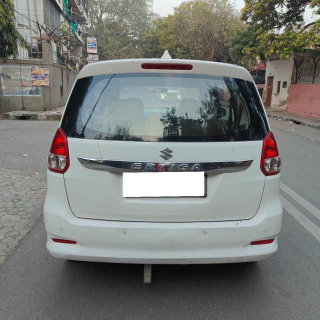 Second-hand 2018 Maruti Ertiga VXI CNG for sale in New Delhi-2