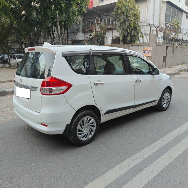 Second-hand 2018 Maruti Ertiga VXI CNG for sale in New Delhi-1