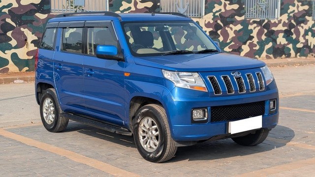 Second-hand 2016 Mahindra TUV 300 T8 for sale in Kalyan-10