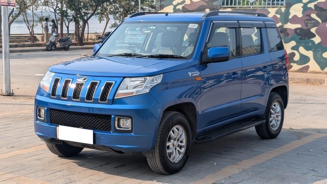 Second-hand 2016 Mahindra TUV 300 T8 for sale in Kalyan-5