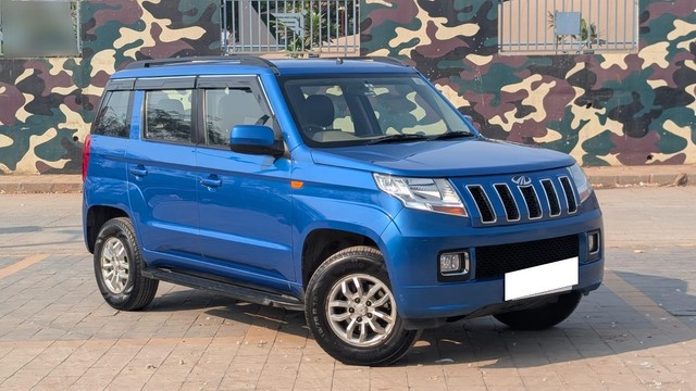 Second-hand 2016 Mahindra TUV 300 T8 for sale in Kalyan-8
