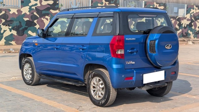 Second-hand 2016 Mahindra TUV 300 T8 for sale in Kalyan-3