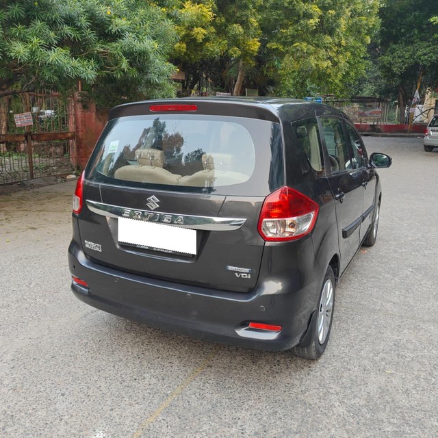 Second-hand 2016 Maruti Suzuki Ertiga SHVS VDI for sale in New Delhi-5