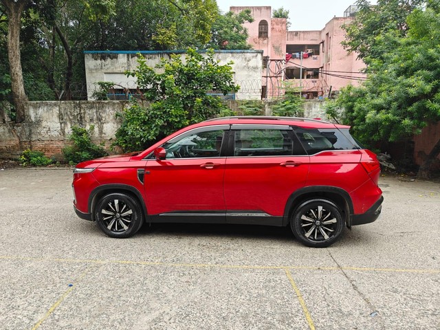 Second-hand 2019 MG Hector Sharp Diesel MT BSIV for sale in New Delhi-3