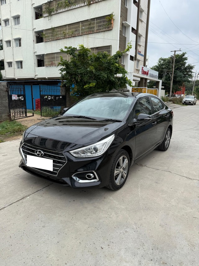Hyundai Verna CRDi 1.6 SX Second-hand 2018 Hyundai Verna CRDi 1.6 SX for sale in Hyderabad-3