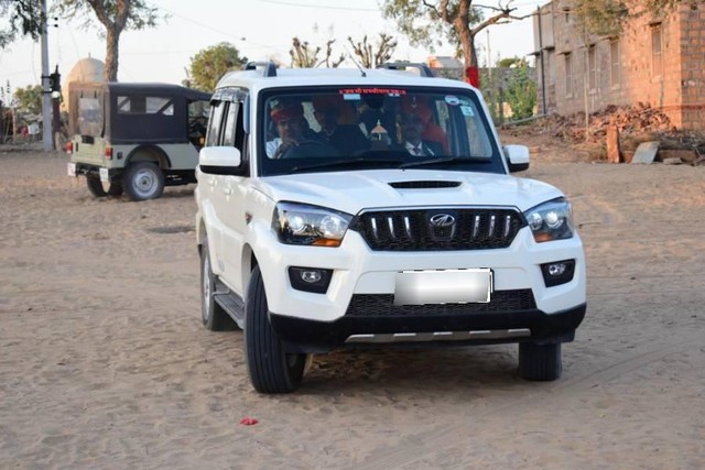 Mahindra Scorpio S10 7 Seater 2WD Second-hand 2017 Mahindra Scorpio S10 7 Seater 2WD for sale in Mumbai-1