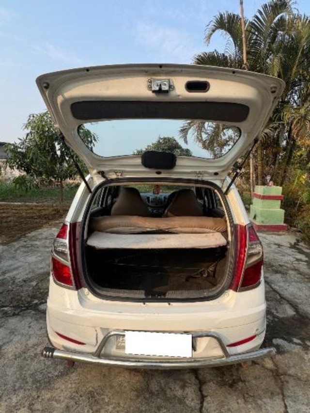 Second-hand 2014 Hyundai i10 Sportz Option for sale in Hazaribagh-7