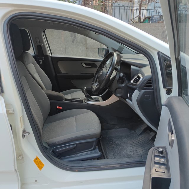 Second-hand 2023 Tata Altroz XZ Diesel BSVI for sale in New Delhi-7