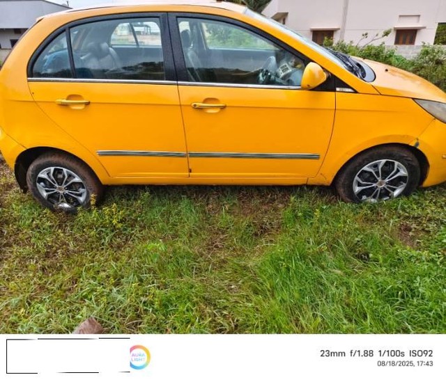 Second-hand 2013 Tata Indica Quadrajet LS for sale in Dharwad-0